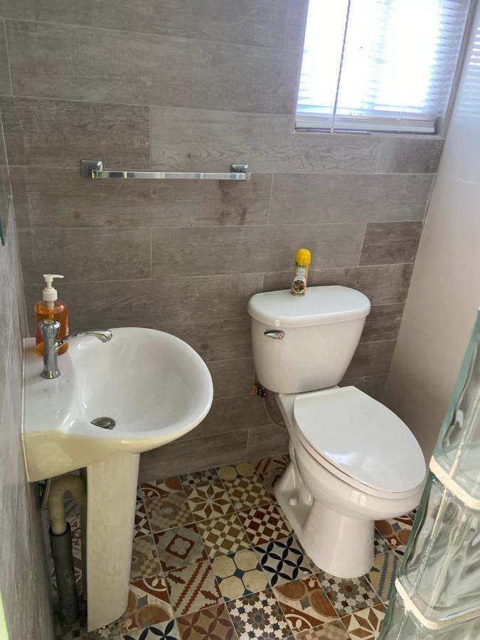 Cozy Studio With Private Spa Oranjestad Bagian luar foto