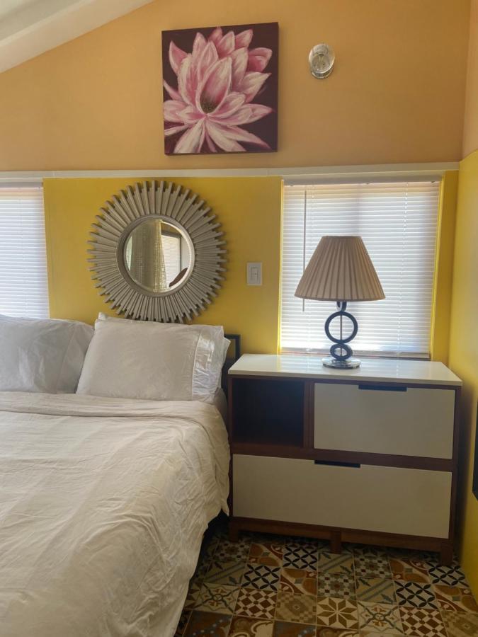 Cozy Studio With Private Spa Oranjestad Bagian luar foto